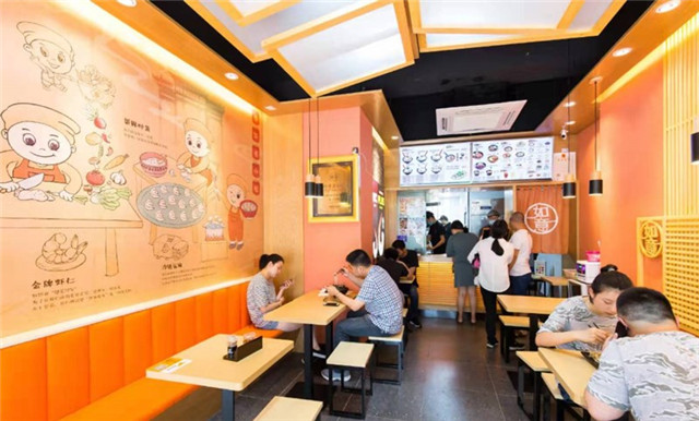 [餐飲店加盟費(fèi)用]30平小店4個(gè)月回本，如意餛飩餐飲加盟店的秘密