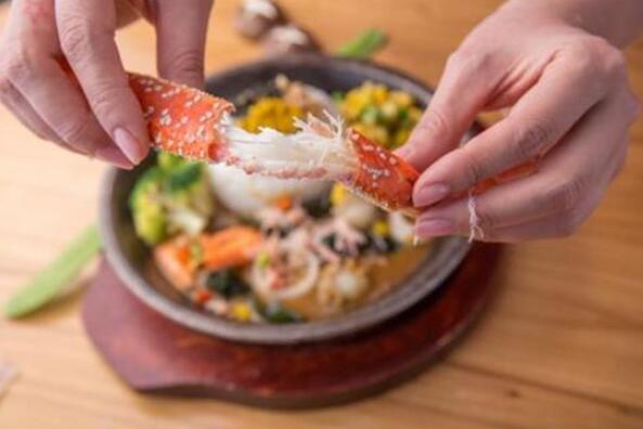 「餐飲加盟店項(xiàng)目」開家特色餐飲加盟店，究竟可以享受哪些開店扶持呢？