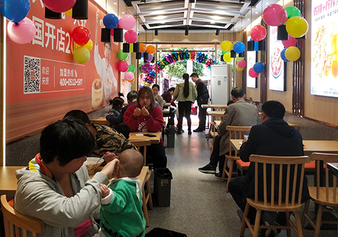熱烈祝賀湖北咸寧如意餛飩嘉魚客運站店盛大開業(yè)！