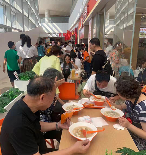 熱烈祝賀江蘇蘇州吳江如意餛飩砂之船奧萊店盛大開(kāi)業(yè)！