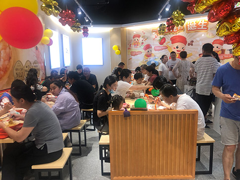 熱烈祝賀如意餛飩無錫宜興寶龍廣場(chǎng)店盛大開業(yè)！